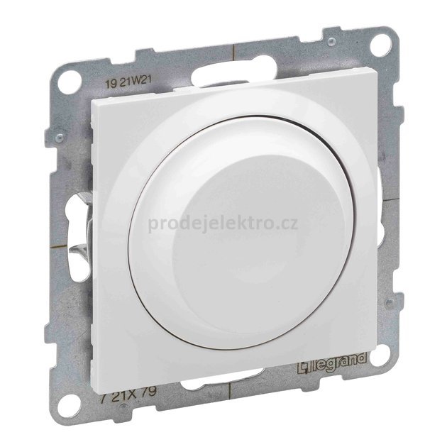 LG-721179-WEB-R.jpg