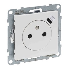 LG-721189-WEB-R.jpg